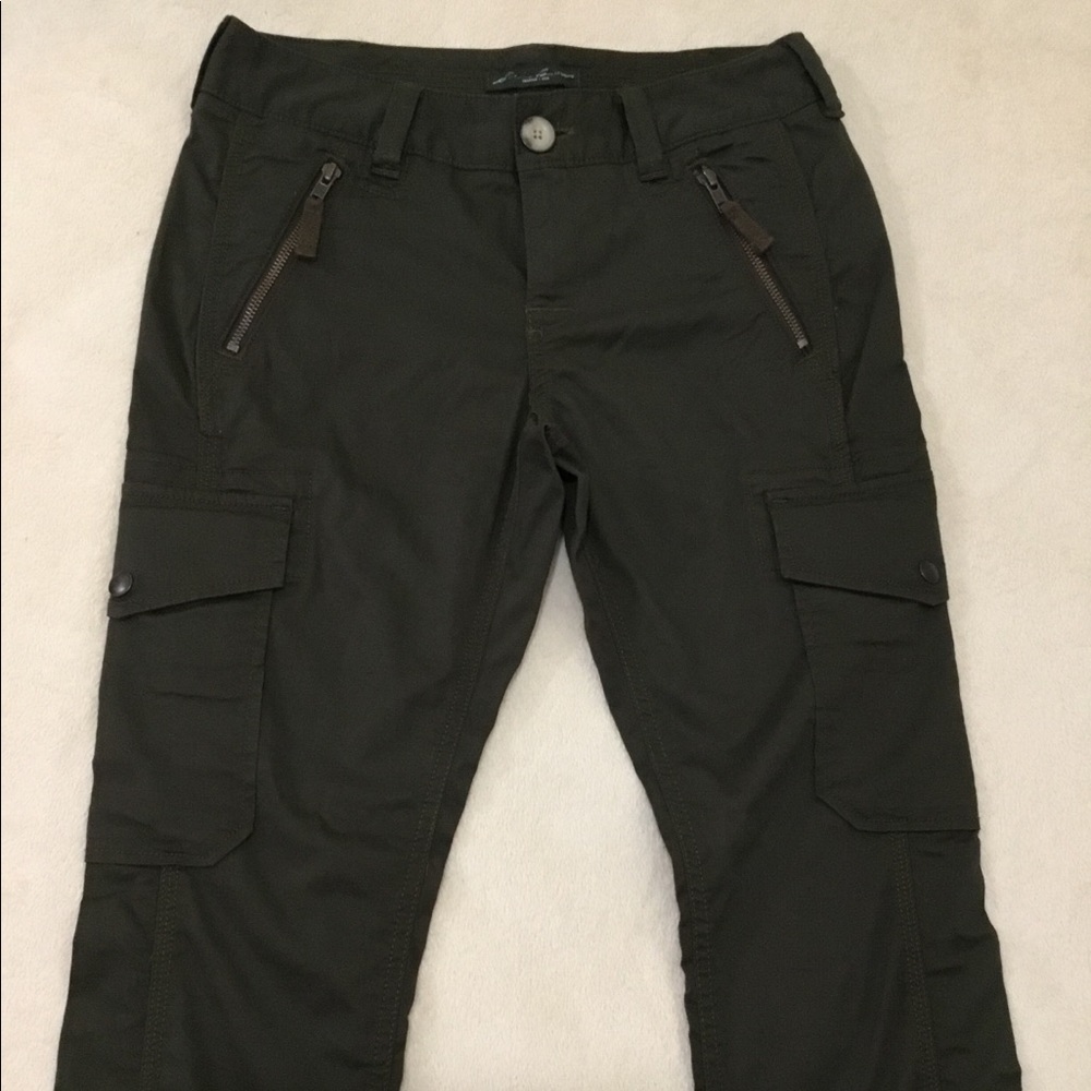 **RARE** Eddie Bauer Cargo Pants (2P)